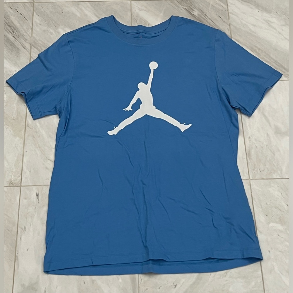 Jordan North Carolina Blue T-Shirt Large